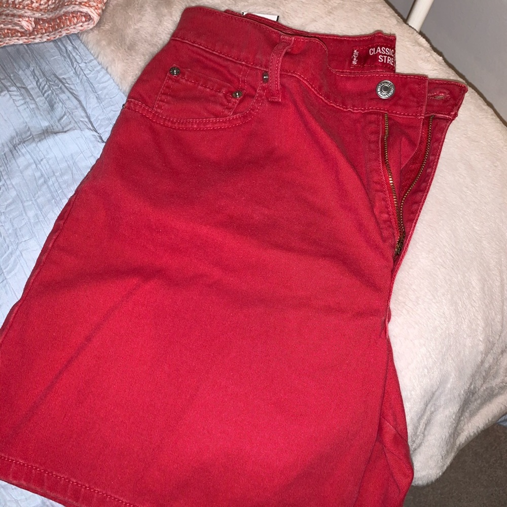 Levi’s red shorts
